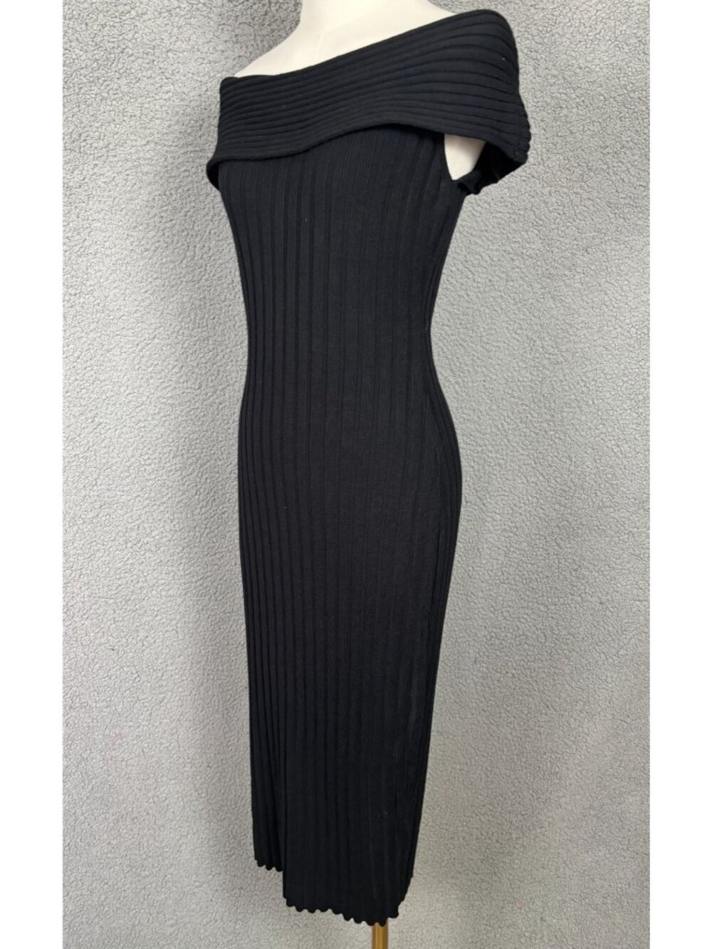 PrettyGarden Women's Black Off-Shoulder Ribbed  Knit Bodycon Midi Dress Lg NWT's - Picture 4 of 8